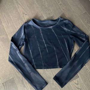 Wonder train cropped long sleeve shirt sun bleached true navy
